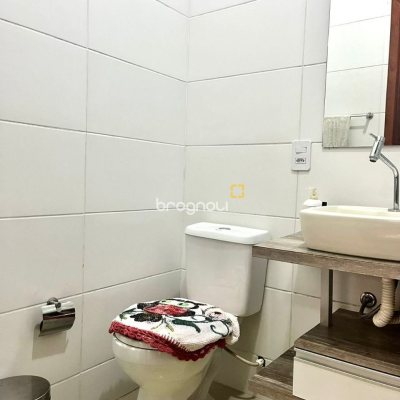 Apartamento com 72m², 3 quartos (sendo 1 suíte), 1 garagem, no bairro Ingleses em Florianópolis
