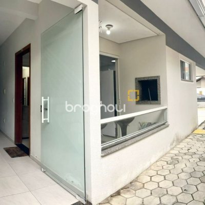 Apartamento com 72m², 3 quartos (sendo 1 suíte), 1 garagem, no bairro Ingleses em Florianópolis