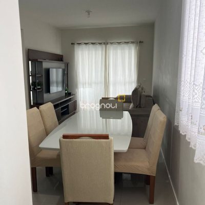 Apartamento com 65m², 2 quartos (sendo 1 suíte), 1 garagem, no bairro Ipiranga em São José