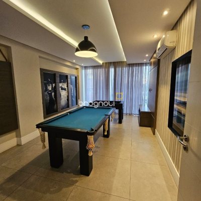 Apartamento com 92m², 3 quartos (sendo 1 suíte), 1 garagem, no bairro Barreiros em São José