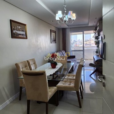Apartamento com 92m², 3 quartos (sendo 1 suíte), 1 garagem, no bairro Barreiros em São José
