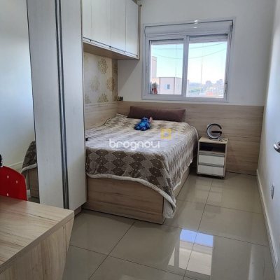 Apartamento com 92m², 3 quartos (sendo 1 suíte), 1 garagem, no bairro Barreiros em São José