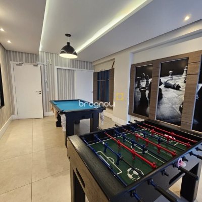 Apartamento com 92m², 3 quartos (sendo 1 suíte), 1 garagem, no bairro Barreiros em São José