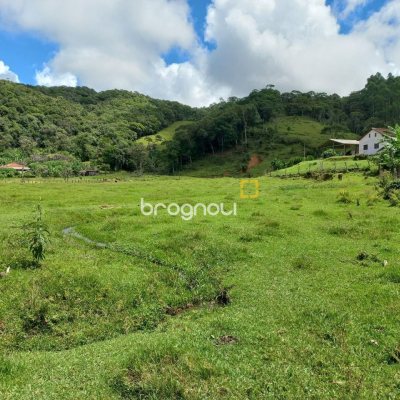 Terreno com 11000m², no bairro Fazenda do Sacramento em Águas Mornas