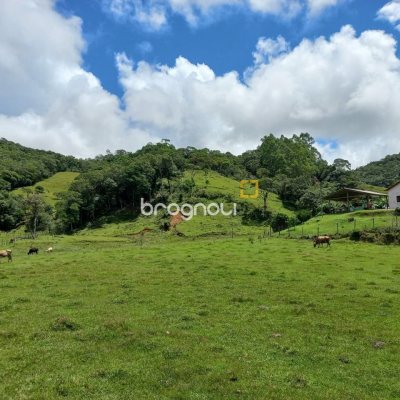 Terreno com 11000m², no bairro Fazenda do Sacramento em Águas Mornas