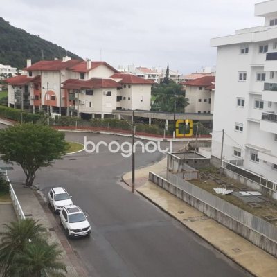 Cobertura com 252m², 4 quartos (sendo 2 suítes), 2 garagens, no bairro Ingleses em Florianópolis