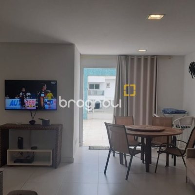 Cobertura com 252m², 4 quartos (sendo 2 suítes), 2 garagens, no bairro Ingleses em Florianópolis