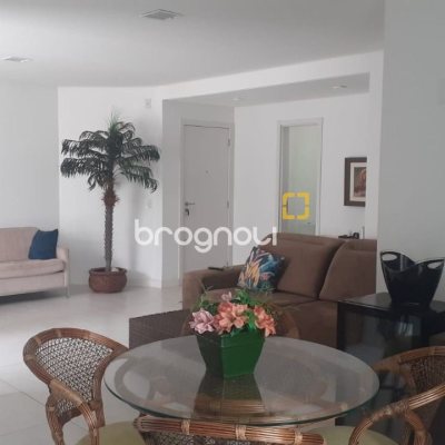 Cobertura com 252m², 4 quartos (sendo 2 suítes), 2 garagens, no bairro Ingleses em Florianópolis