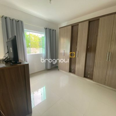Casa com 162m², 2 quartos (sendo 2 suítes), 6 garagens, no bairro Cachoeira do Bom Jesus em Florianópolis