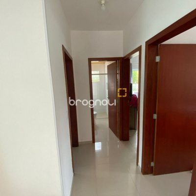 Casa com 162m², 2 quartos (sendo 2 suítes), 6 garagens, no bairro Cachoeira do Bom Jesus em Florianópolis