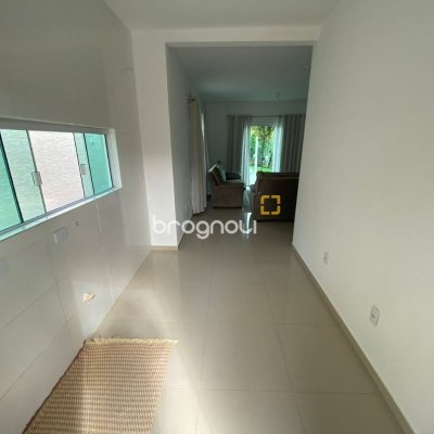 Casa com 162m², 2 quartos (sendo 2 suítes), 6 garagens, no bairro Cachoeira do Bom Jesus em Florianópolis