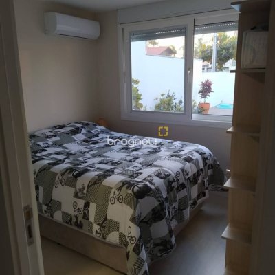 Casa com 190m², 3 quartos (sendo 2 suítes), 3 garagens, no bairro Daniela em Florianópolis