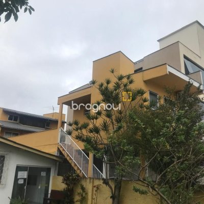 Pousada / Hotel com 255m², 8 quartos, 2 garagens, no bairro Lagoa da Conceição em Florianópolis