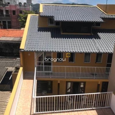 Pousada / Hotel com 255m², 8 quartos, 2 garagens, no bairro Lagoa da Conceição em Florianópolis