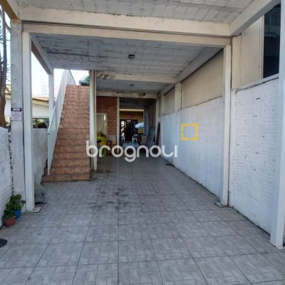 Pousada / Hotel com 255m², 8 quartos, 2 garagens, no bairro Lagoa da Conceição em Florianópolis