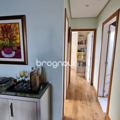 Cobertura com 173m², 2 quartos (sendo 1 suíte), 1 garagem, no bairro Centro em Florianópolis
