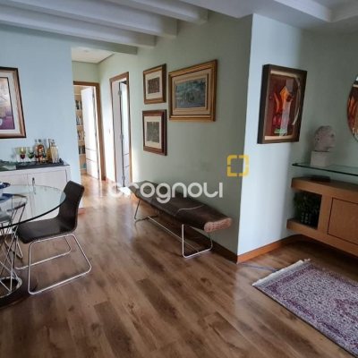 Cobertura com 173m², 2 quartos (sendo 1 suíte), 1 garagem, no bairro Centro em Florianópolis