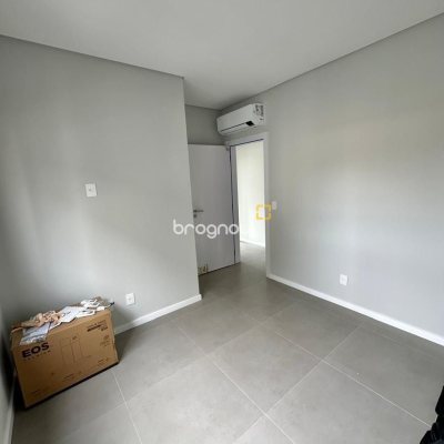 Casa com 165m², 3 quartos (sendo 3 suítes), 4 garagens, no bairro Ingleses em Florianópolis