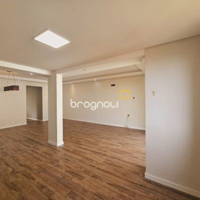 Apartamento com 108m², 3 quartos (sendo 1 suíte), 1 garagem, no bairro Bom Abrigo em Florianópolis