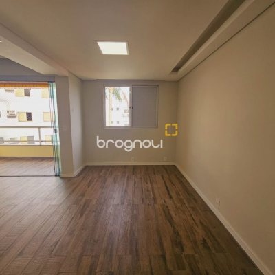 Apartamento com 108m², 3 quartos (sendo 1 suíte), 1 garagem, no bairro Bom Abrigo em Florianópolis