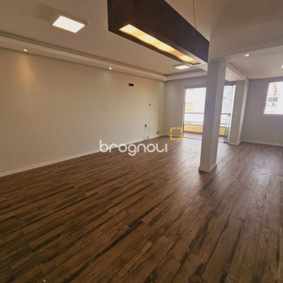 Apartamento com 108m², 3 quartos (sendo 1 suíte), 1 garagem, no bairro Bom Abrigo em Florianópolis