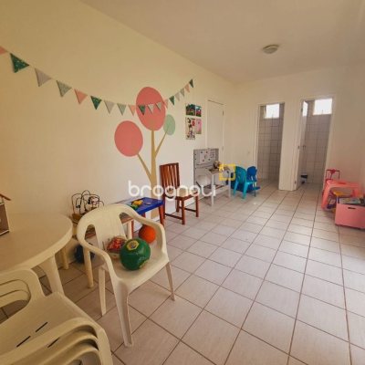Apartamento com 108m², 3 quartos (sendo 1 suíte), 1 garagem, no bairro Bom Abrigo em Florianópolis