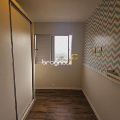 Apartamento com 108m², 3 quartos (sendo 1 suíte), 1 garagem, no bairro Bom Abrigo em Florianópolis