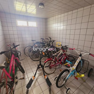 Apartamento com 108m², 3 quartos (sendo 1 suíte), 1 garagem, no bairro Bom Abrigo em Florianópolis