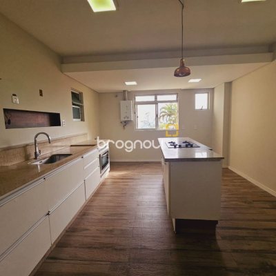 Apartamento com 108m², 3 quartos (sendo 1 suíte), 1 garagem, no bairro Bom Abrigo em Florianópolis