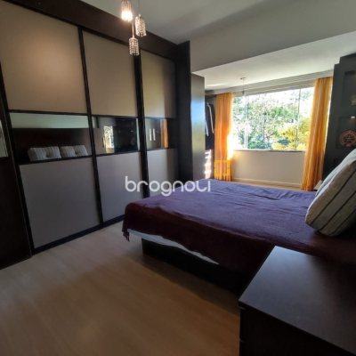 Casa de Condomínio com 287m², 6 quartos (sendo 4 suítes), 3 garagens, no bairro Bosque das Mansões em São José