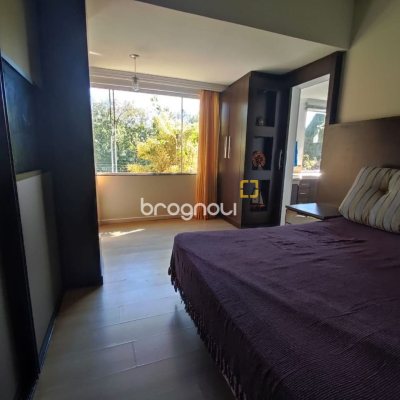 Casa de Condomínio com 287m², 6 quartos (sendo 4 suítes), 3 garagens, no bairro Bosque das Mansões em São José