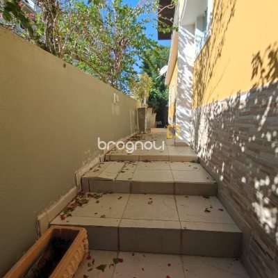 Casa de Condomínio com 287m², 6 quartos (sendo 4 suítes), 3 garagens, no bairro Bosque das Mansões em São José
