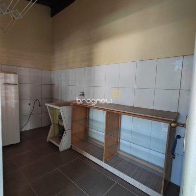 Casa de Condomínio com 287m², 6 quartos (sendo 4 suítes), 3 garagens, no bairro Bosque das Mansões em São José
