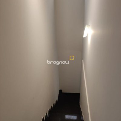 Casa de Condomínio com 287m², 6 quartos (sendo 4 suítes), 3 garagens, no bairro Bosque das Mansões em São José