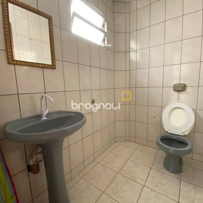 Casa com 270m², 4 garagens, no bairro Ingleses em Florianópolis