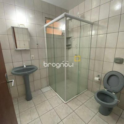 Casa com 270m², 4 garagens, no bairro Ingleses em Florianópolis