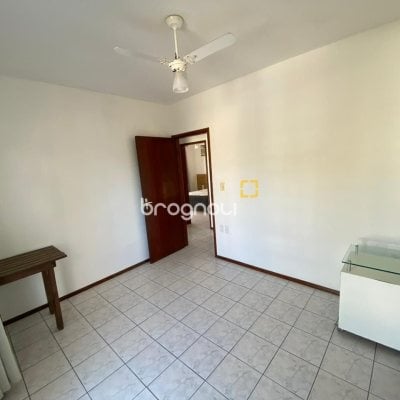 Casa com 270m², 4 garagens, no bairro Ingleses em Florianópolis