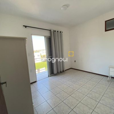 Casa com 270m², 4 garagens, no bairro Ingleses em Florianópolis