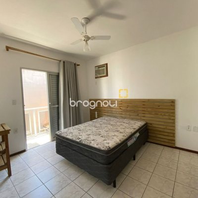 Casa com 270m², 4 garagens, no bairro Ingleses em Florianópolis