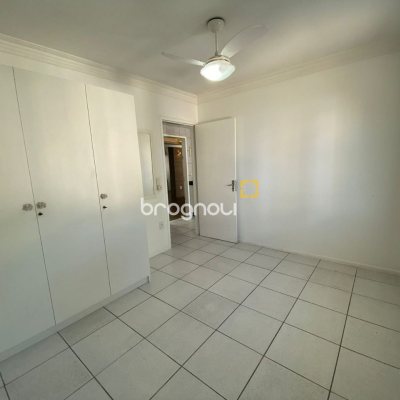 Casa com 270m², 4 garagens, no bairro Ingleses em Florianópolis