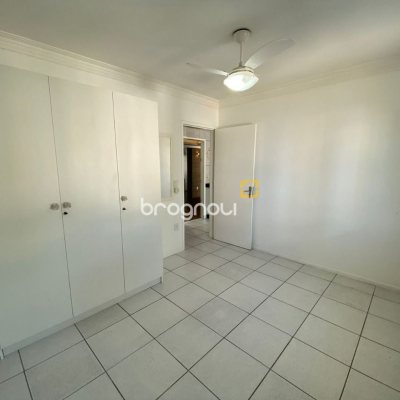 Casa com 270m², 4 garagens, no bairro Ingleses em Florianópolis