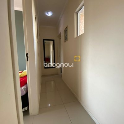 Apartamento com 120m², 3 quartos (sendo 1 suíte), 2 garagens, no bairro Ingleses em Florianópolis