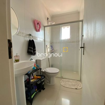 Apartamento com 120m², 3 quartos (sendo 1 suíte), 2 garagens, no bairro Ingleses em Florianópolis