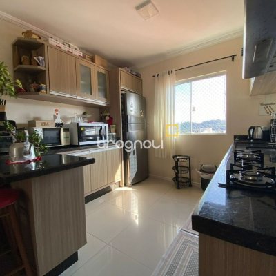 Apartamento com 120m², 3 quartos (sendo 1 suíte), 2 garagens, no bairro Ingleses em Florianópolis