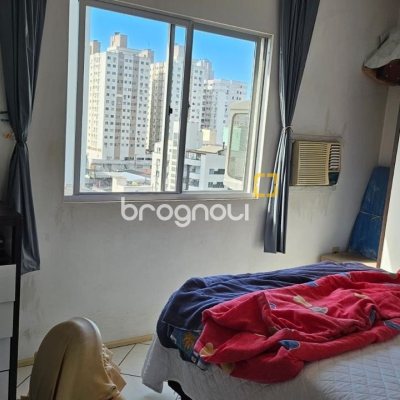 Apartamento com 82m², 3 quartos, 1 garagem, no bairro Campinas em São José