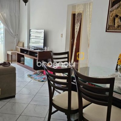 Apartamento com 82m², 3 quartos, 1 garagem, no bairro Campinas em São José