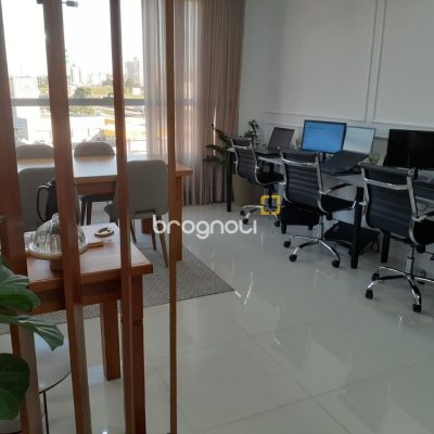 Sala com 32m², no bairro Barreiros em São José