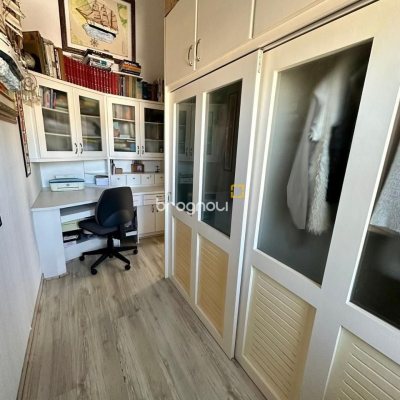 Cobertura com 162m², 4 quartos (sendo 1 suíte), 1 garagem, no bairro Centro em Florianópolis