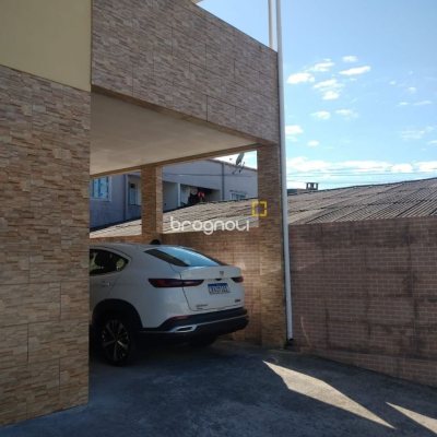Casa com 350m², 7 quartos (sendo 1 suíte), 5 garagens, no bairro Passa Vinte em Palhoça