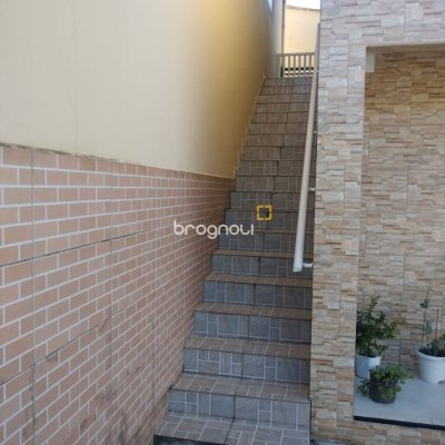 Casa com 350m², 7 quartos (sendo 1 suíte), 5 garagens, no bairro Passa Vinte em Palhoça